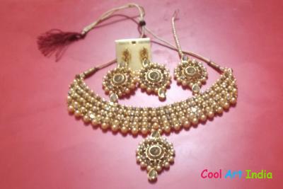 Neckless  Set